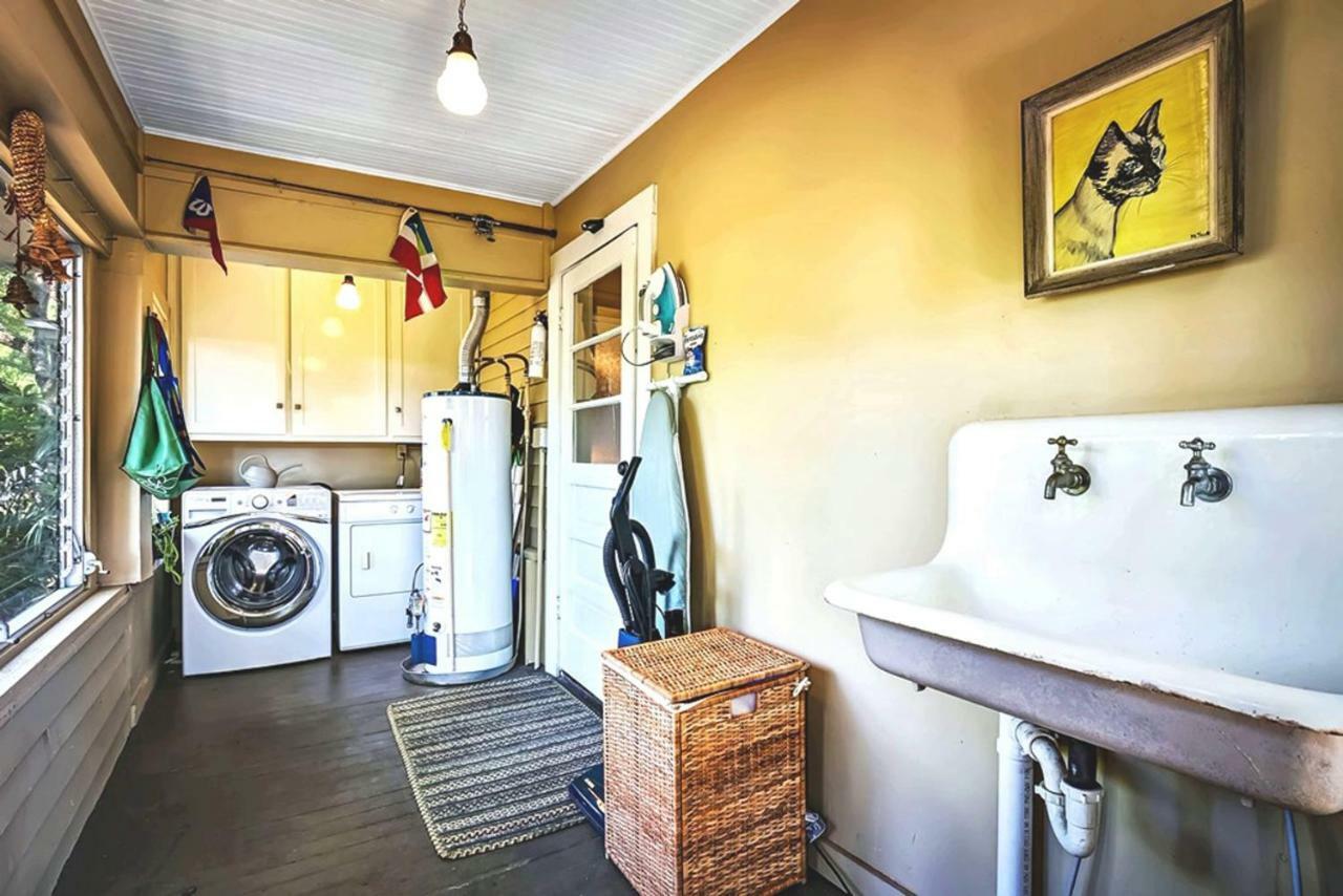 Charming 1923 Cottage At Erehwon Retreat Tampa Buitenkant foto